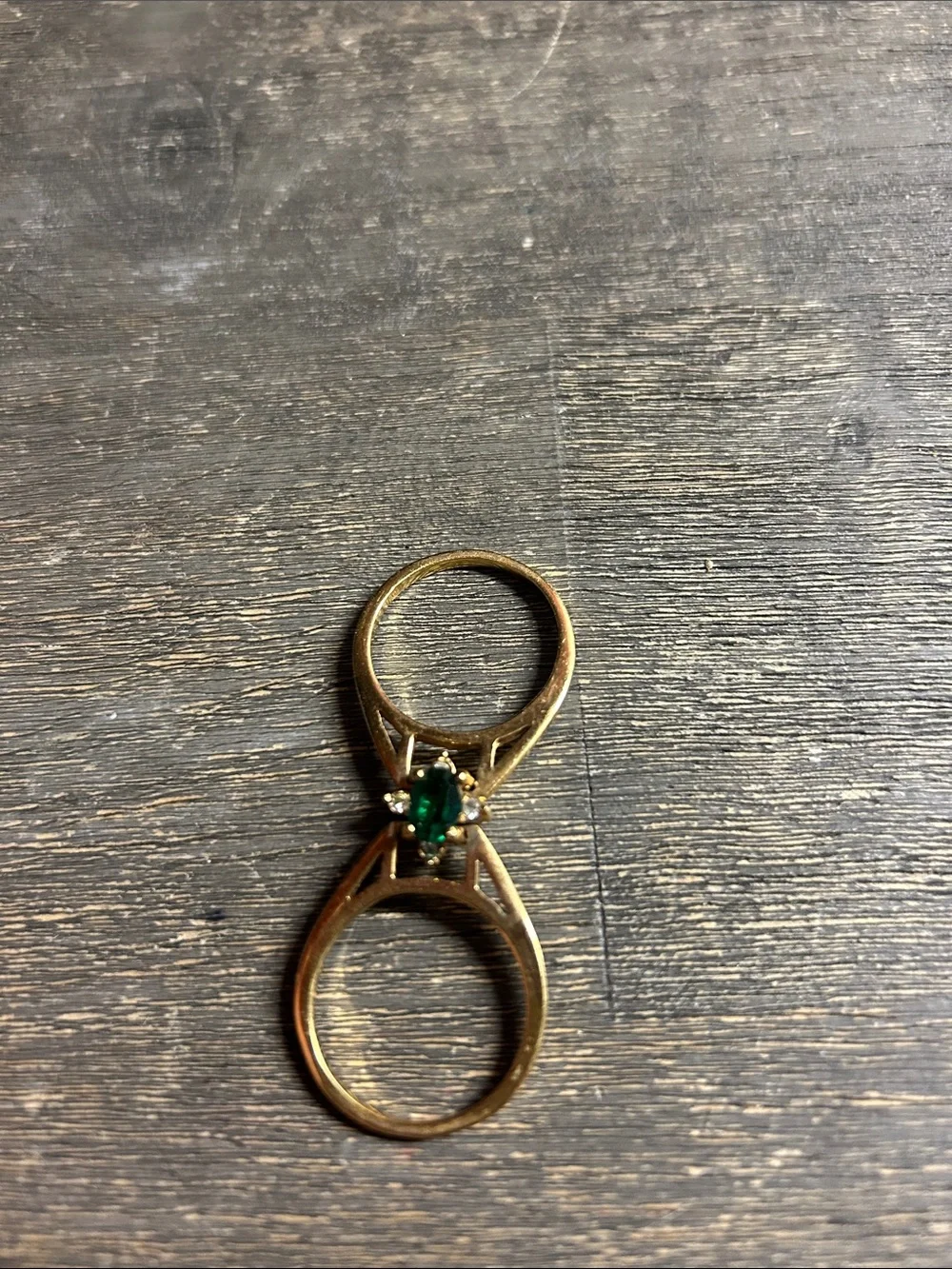 N/A elegant gold